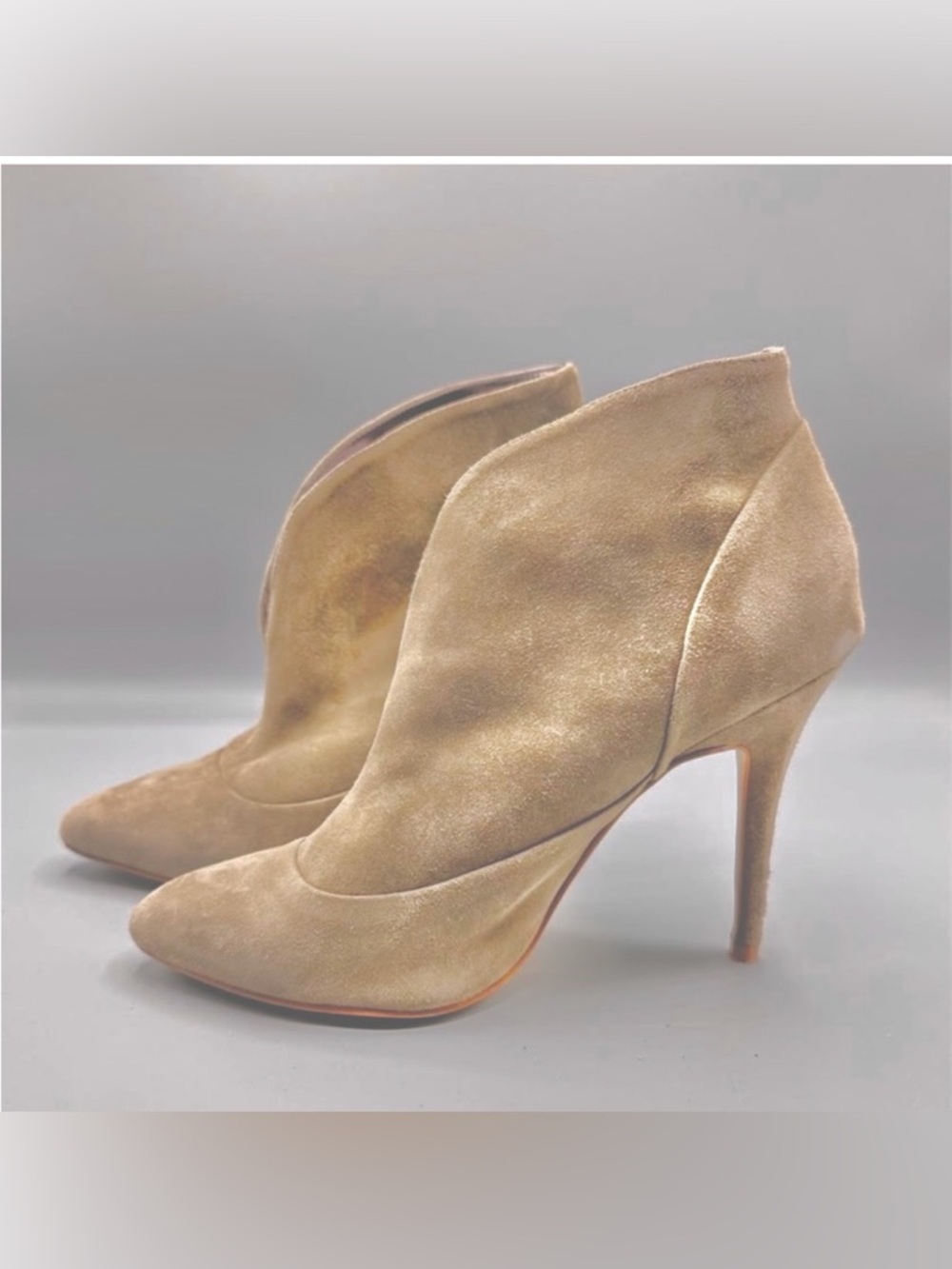 Express Beige Natural Suede Heeled Ankle Booties. 4.24” stiletto heels. Size 8